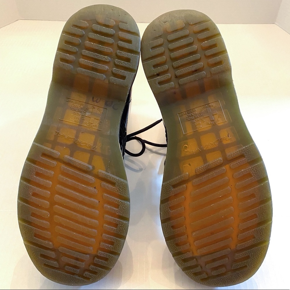 Dr. Martens 1460 Patent Leather Lace Up Boots EUC - Picture 8 of 16